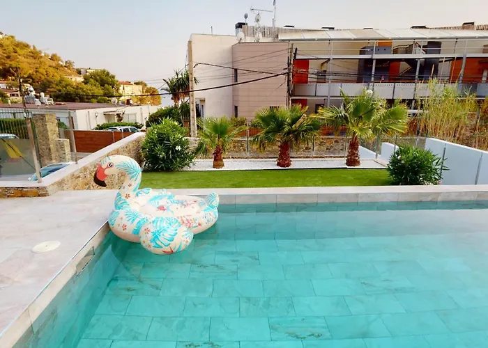 Maison, Piscine, Plage, Commerce Restaurant