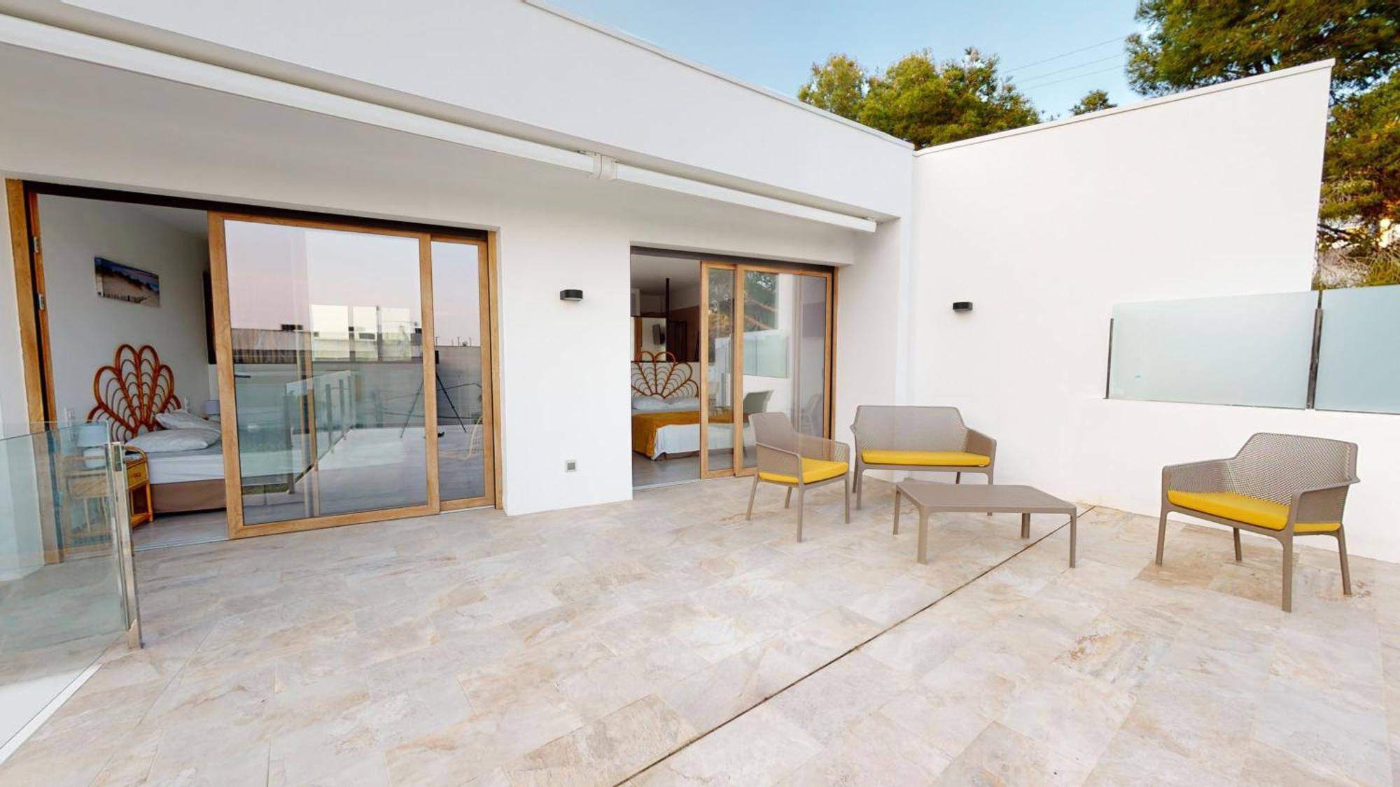 Maison, Piscine, Plage, Commerce Restaurant Villa Roses